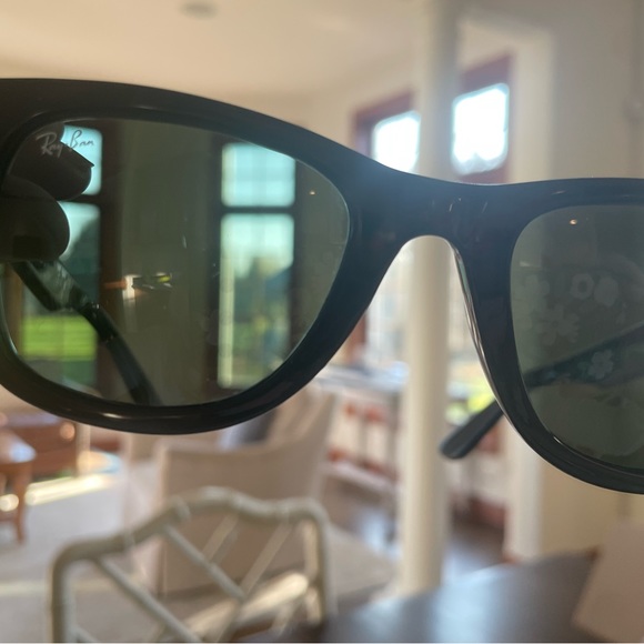 Rayban classic wayfarer sunglasses - Picture 9 of 11